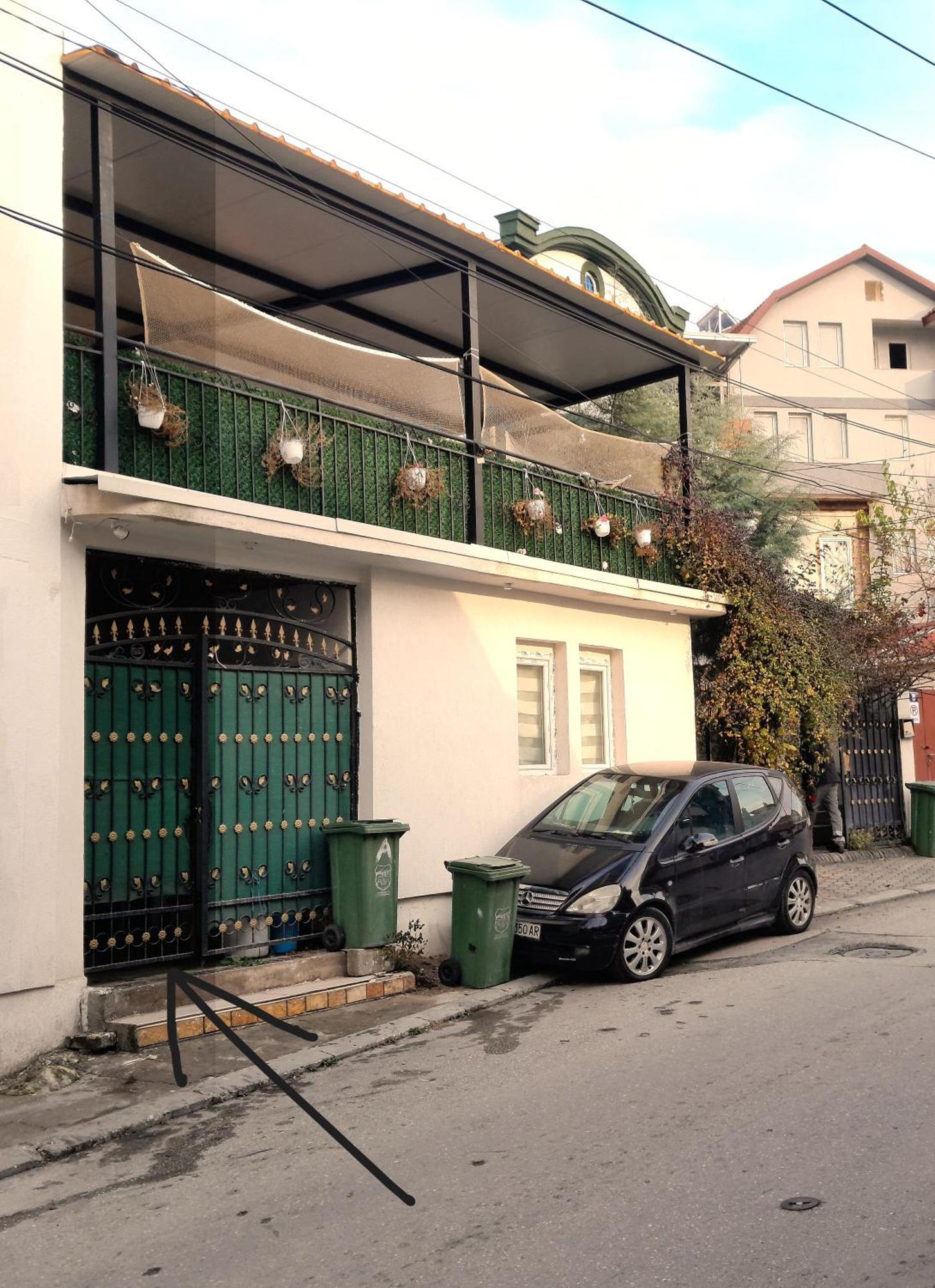 Charming With Outdoor Area *